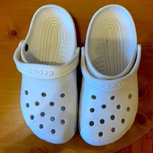White crocs size J5.  Barely worn.
